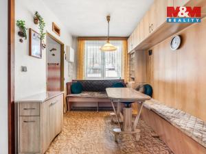 Prodej rodinného domu, Chlumec, Zalužanská, 180 m2