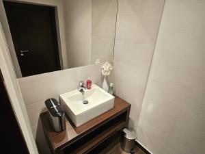 Pronájem obchodního prostoru, Mariánské Lázně, Ruská, 40 m2