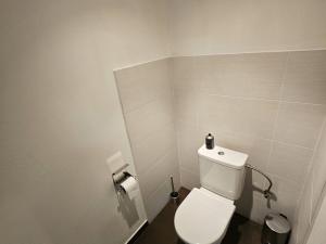 Pronájem obchodního prostoru, Mariánské Lázně, Ruská, 40 m2