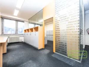 Pronájem kanceláře, Praha - Motol, Plzeňská, 213 m2