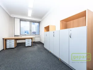 Pronájem kanceláře, Praha - Motol, Plzeňská, 213 m2