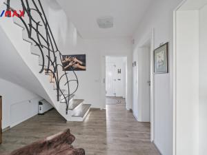 Prodej rodinného domu, Stěžery - Stěžírky, 215 m2