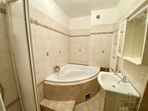 Prodej bytu 4+1, Mohelnice - Křemačov, 80 m2