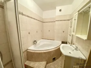 Prodej bytu 4+1, Mohelnice - Křemačov, 80 m2