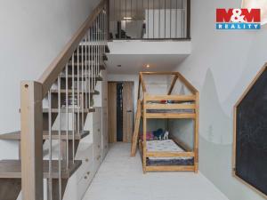 Prodej bytu 2+kk, Klatovy - Klatovy III, Husovo náměstí, 78 m2