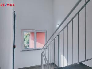 Prodej bytu 2+kk, Nupaky, U Školky, 50 m2