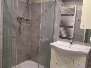 Pronájem bytu 2+1, Meziboří, nám. 8. května, 50 m2