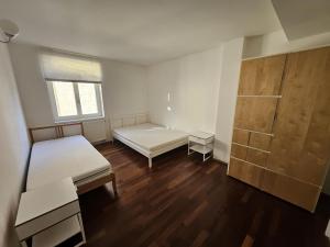 Pronájem bytu 3+kk, Praha - Žižkov, Bořivojova, 100 m2
