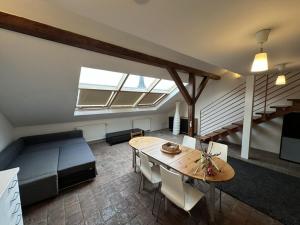 Pronájem bytu 3+kk, Praha - Žižkov, Bořivojova, 100 m2