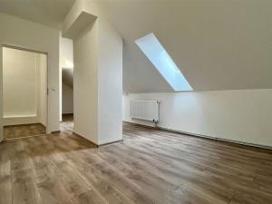 Pronájem bytu 3+kk, Cheb, okres cheb, náměstí Krále Jiřího z Poděbrad, 90 m2