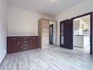 Prodej bytu 2+1, Chomutov, Čechova, 51 m2