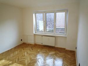 Prodej bytu 3+1, Dubá, Školní, 60 m2