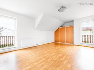Pronájem rodinného domu, Průhonice, 400 m2