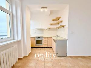 Pronájem bytu 3+1, Jihlava, Tolstého, 78 m2