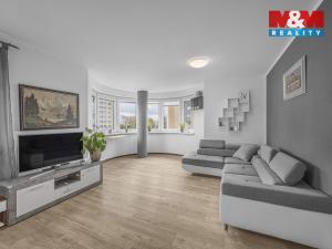 Pronájem bytu 2+kk, Pardubice - Zelené Předměstí, nábřeží Závodu míru, 58 m2
