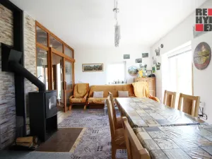 Prodej rodinného domu, Karlovice, 204 m2