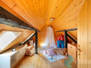 Prodej rodinného domu, Klenovice, 180 m2