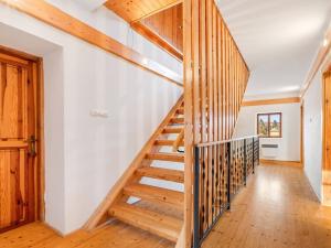Prodej rodinného domu, Cvikov - Lindava, 380 m2