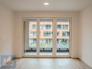 Pronájem bytu 2+kk, Praha - Hloubětín, Poděbradská, 59 m2