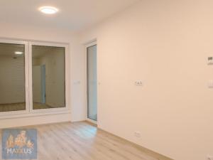 Pronájem bytu 2+kk, Praha - Hloubětín, Poděbradská, 59 m2