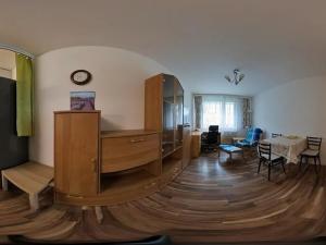 Pronájem bytu 2+kk, Praha - Hostivař, Zápasnická, 39 m2