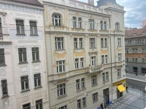 Pronájem bytu 1+kk, Praha - Holešovice, Pplk. Sochora, 25 m2