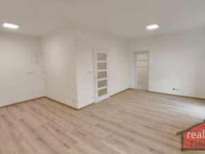 Prodej bytu 2+kk, Nupaky, Nupacká, 62 m2