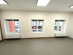 Pronájem obchodního prostoru, Jičín - Valdické Předměstí, Dělnická, 245 m2