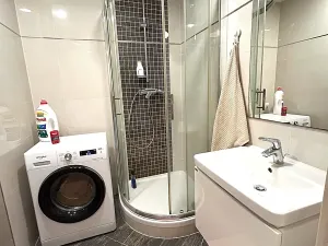Pronájem bytu 1+kk, Praha - Horní Měcholupy, Mantovská, 40 m2