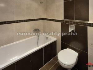 Pronájem bytu 1+kk, Praha, Pod Kavalírkou, 35 m2