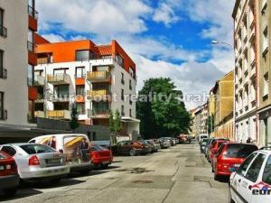 Pronájem bytu 1+kk, Praha, Pod Kavalírkou, 35 m2