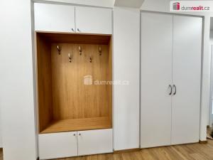 Pronájem bytu 4+1, Praha - Krč, Valtínovská, 103 m2