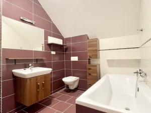 Prodej bytu 2+kk, Ostrava - Přívoz, Špálova, 73 m2