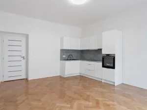 Prodej bytu 2+kk, Praha - Nusle, Na Pankráci, 52 m2
