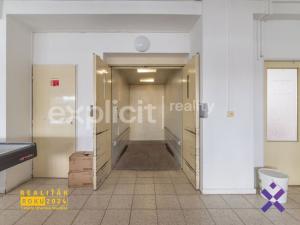 Prodej skladu, Zlín - Malenovice, třída 3. května, 3394 m2