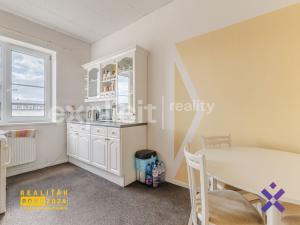 Prodej skladu, Zlín - Malenovice, třída 3. května, 3394 m2