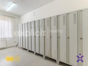 Prodej skladu, Zlín - Malenovice, třída 3. května, 3394 m2