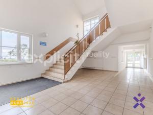 Prodej skladu, Zlín - Malenovice, třída 3. května, 3394 m2