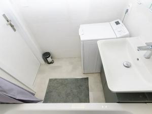 Pronájem bytu 3+1, Praha - Hlubočepy, Voskovcova, 78 m2