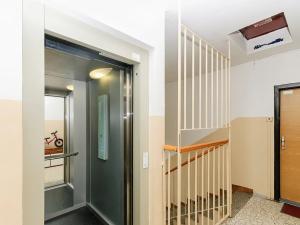 Pronájem bytu 3+1, Praha - Hlubočepy, Voskovcova, 78 m2