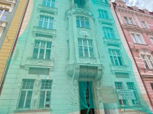 Pronájem bytu 3+1, Karlovy Vary, Koptova, 98 m2