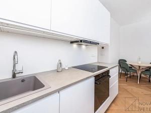 Prodej bytu 2+kk, Praha - Nusle, Čiklova, 48 m2