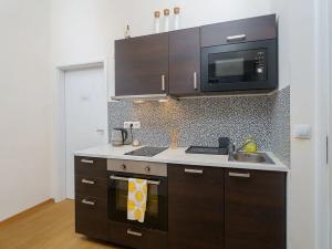 Prodej bytu 2+kk, Praha, Sokolská, 46 m2