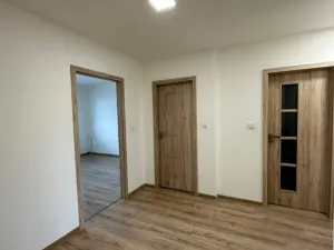 Pronájem bytu 2+1, Razová, 61 m2
