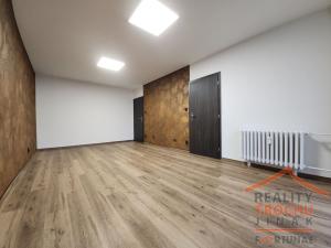 Prodej bytu 3+1, Hradec Králové, třída Edvarda Beneše, 98 m2