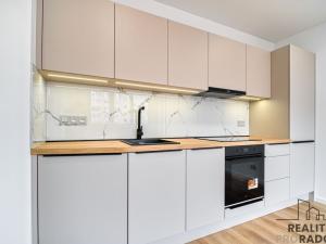 Prodej bytu 2+kk, Ostrava - Poruba, Vietnamská, 38 m2
