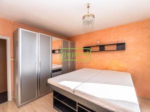 Pronájem bytu 3+kk, Praha - Kobylisy, Košťálkova, 66 m2
