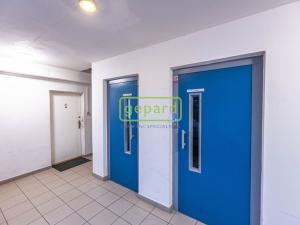 Pronájem bytu 3+kk, Praha - Kobylisy, Košťálkova, 66 m2