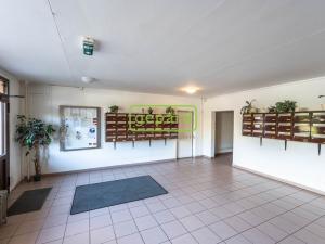 Pronájem bytu 3+kk, Praha - Kobylisy, Košťálkova, 66 m2