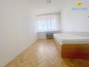 Pronájem bytu 3+1, Praha - Michle, Pod dálnicí, 80 m2